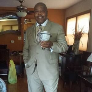 Meet your Posher, Kenneth